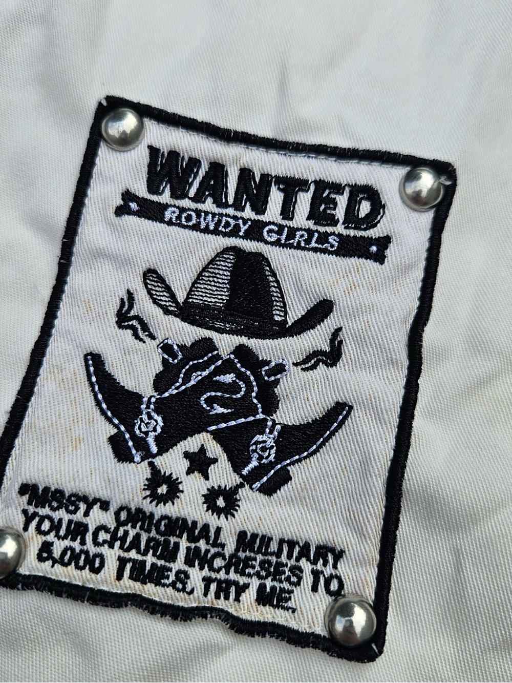 Moussy Patch Button Up - Picture 10 of 16